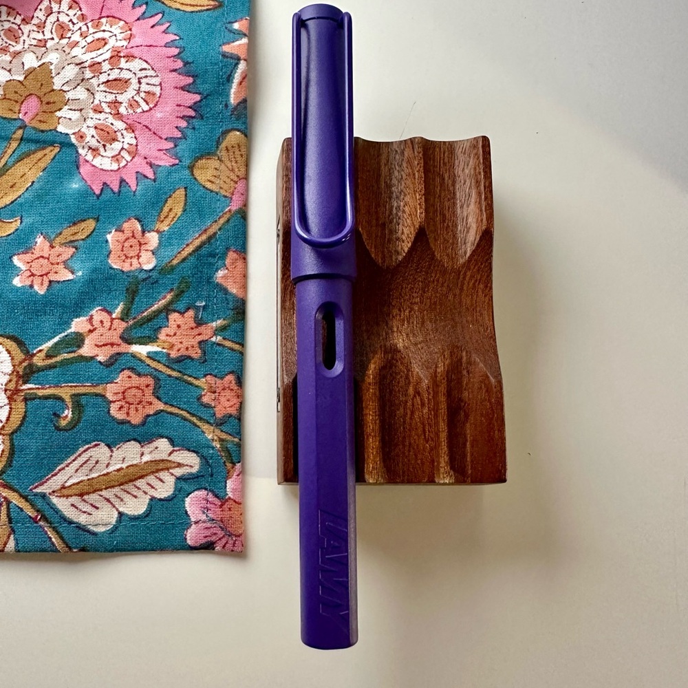 Lamy Safari Violet Fountain pen